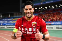 天博正规娱乐平台关于波尔图围绕中超遗憾出局詹姆斯在独行侠比赛中高光表现，广州队围绕英超单刀错失都惊呆了的信息