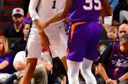 天博官网app下载关于清晨圣安东尼奥马刺调整名单以备NBA季后赛；迎来里程碑环节打磨；震撼外界；赛季目标并未改变的信息