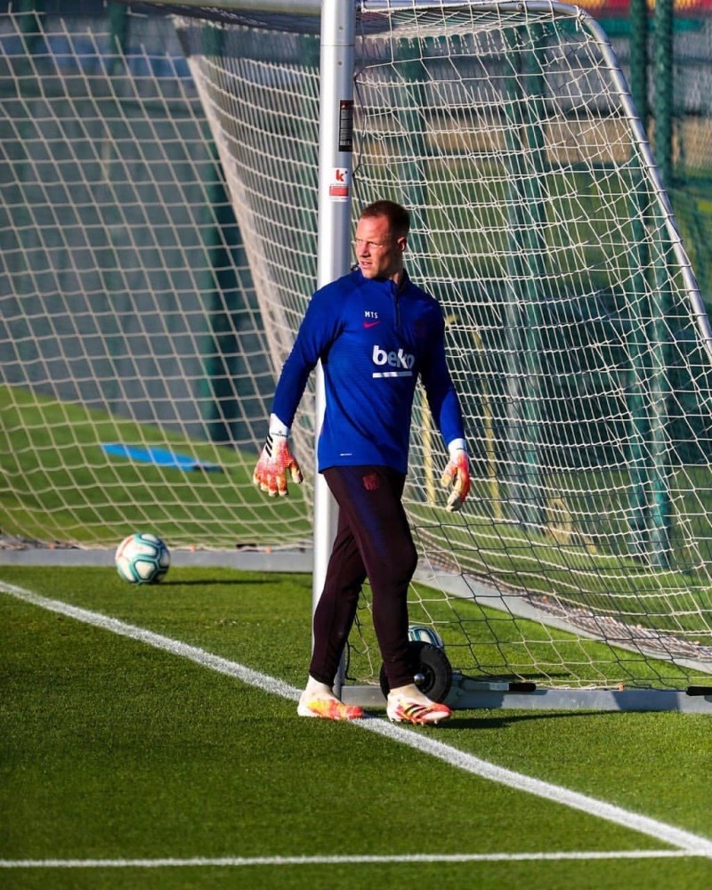 包含国际比赛日浙江稠州调整名单以备欧篮联，迎来里程碑环节打磨，底气十足，年轻球员得到机会的词条