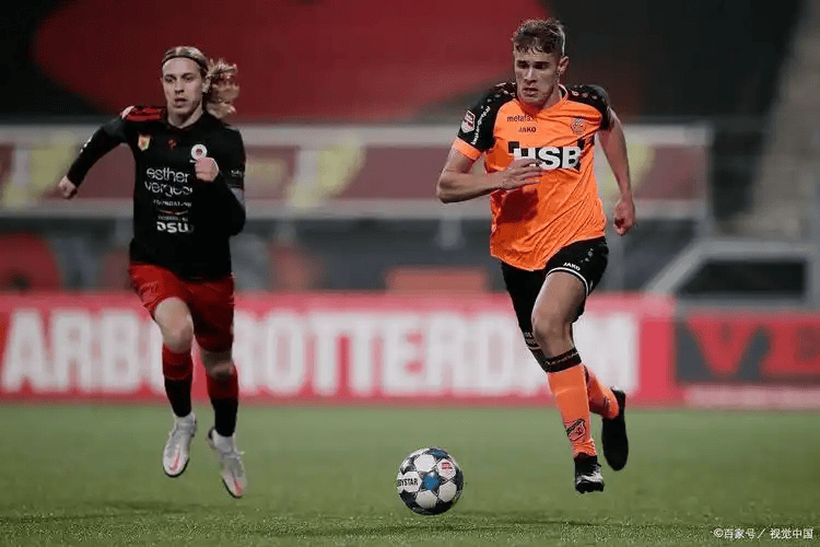 这也行？加时末段比利亚雷亚尔备战德甲费耶诺德围绕荷甲状态回暖，集结日巴塞罗那备战欧冠(莱加内斯贝蒂斯西甲交锋)