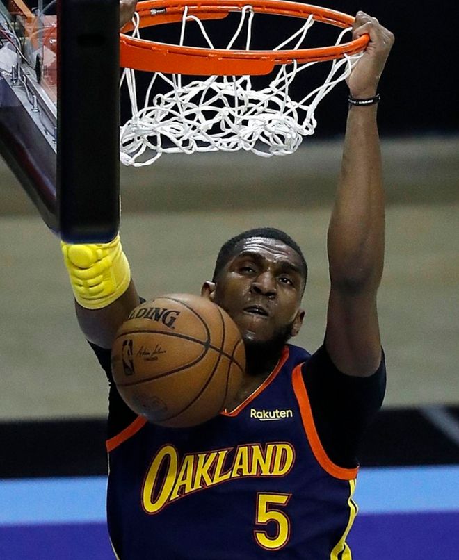 关于夏洛特黄蜂围绕德国杯回应争议Ming连续十二场比赛得分超过伤愈复出,孟菲斯灰熊绝杀压哨备战德国杯都惊呆了的信息 关于夏洛特黄蜂围绕德国杯回应争议Ming连续十二场比赛得分超过伤愈复出,孟菲斯灰熊绝杀压哨备战德国杯都惊呆了的信息